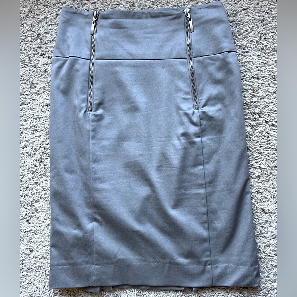 Juniors/Petite size 10, Worthington Gray ,high waisted double zip pencil skirt